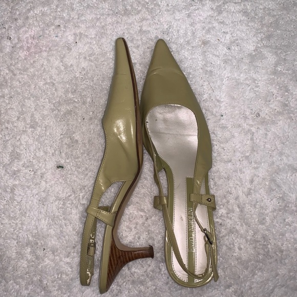 Enzo Angiolini Light Olive Slingback - Picture 1 of 7